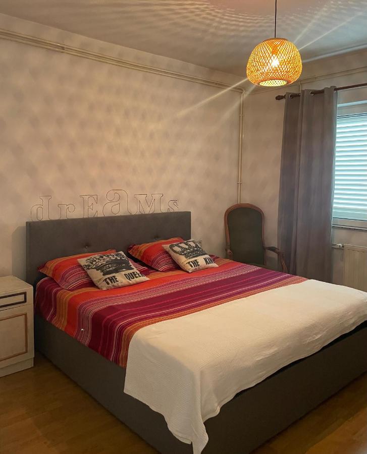 Mare I Kate Apartmani Tribunj  Exterior photo