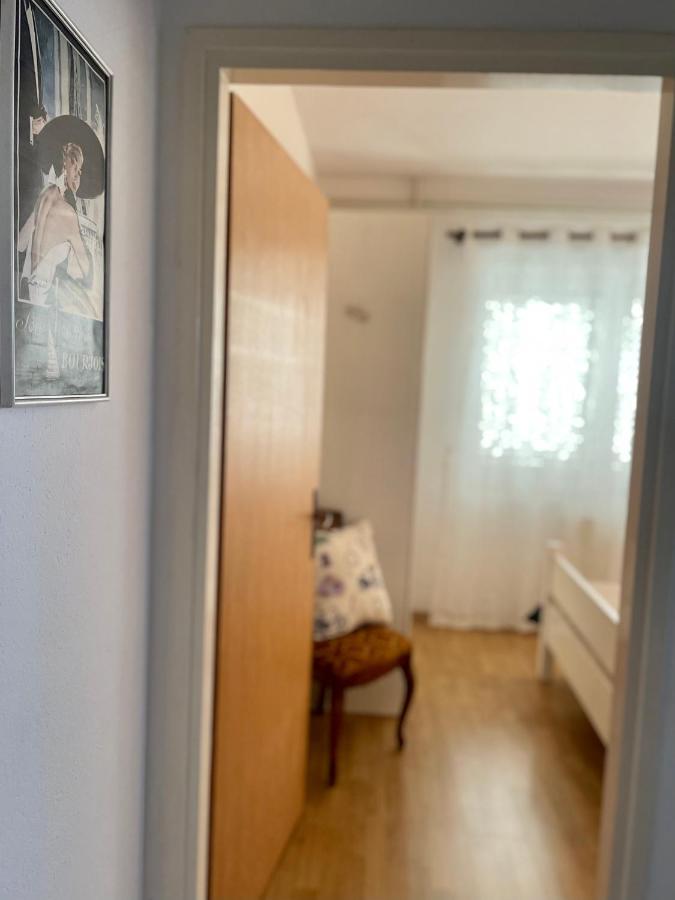 Mare I Kate Apartmani Tribunj  Exterior photo